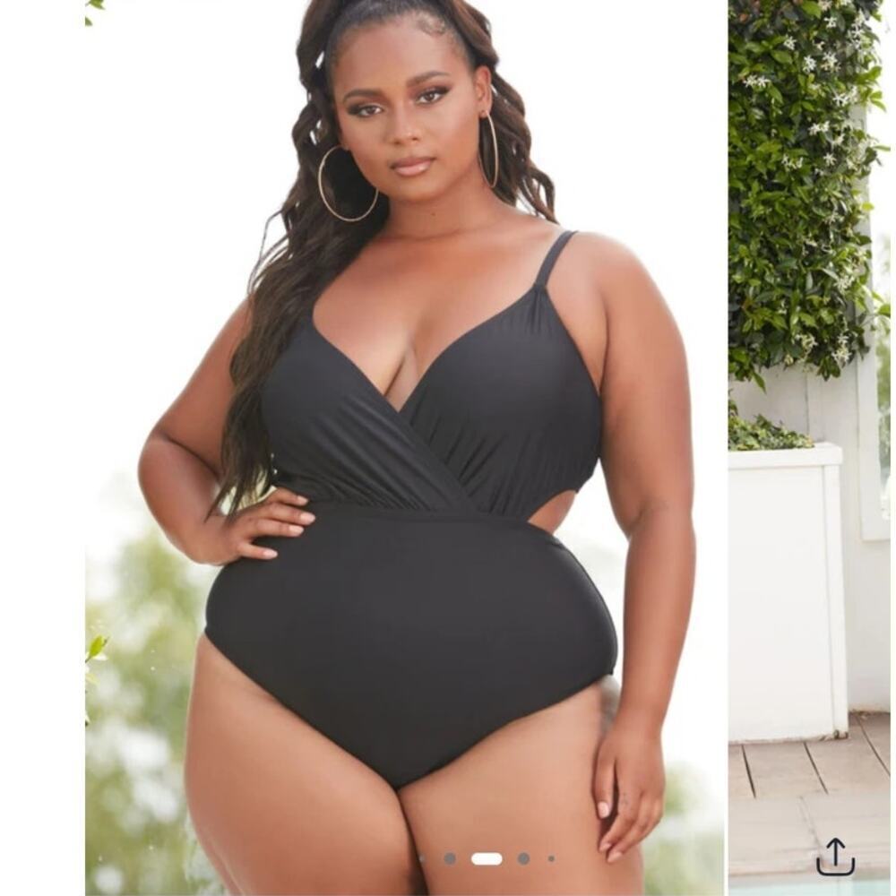 Fashion Nova Mykonos Dreams One Piece Swimsuit 1X Black NEW Cut Outs